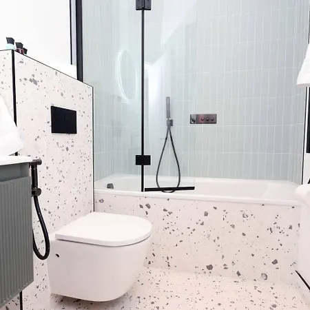 Apartman Modern Retreat 2br, Sleeps 6, Smart Tv *