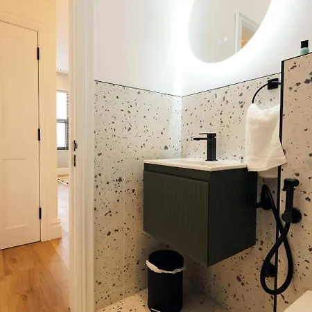 Modern Retreat 2br, Sleeps 6, Smart Tv Bristol
