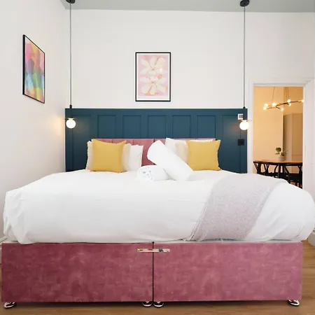 Modern Retreat 2br, Sleeps 6, Smart Tv Bristol