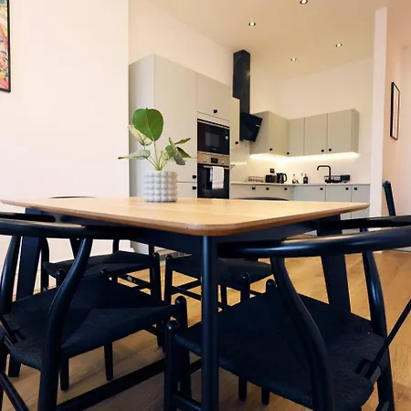Modern Retreat 2br, Sleeps 6, Smart Tv 公寓 布里斯托