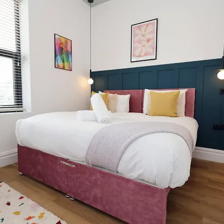 Modern Retreat 2br, Sleeps 6, Smart Tv Lejlighed *